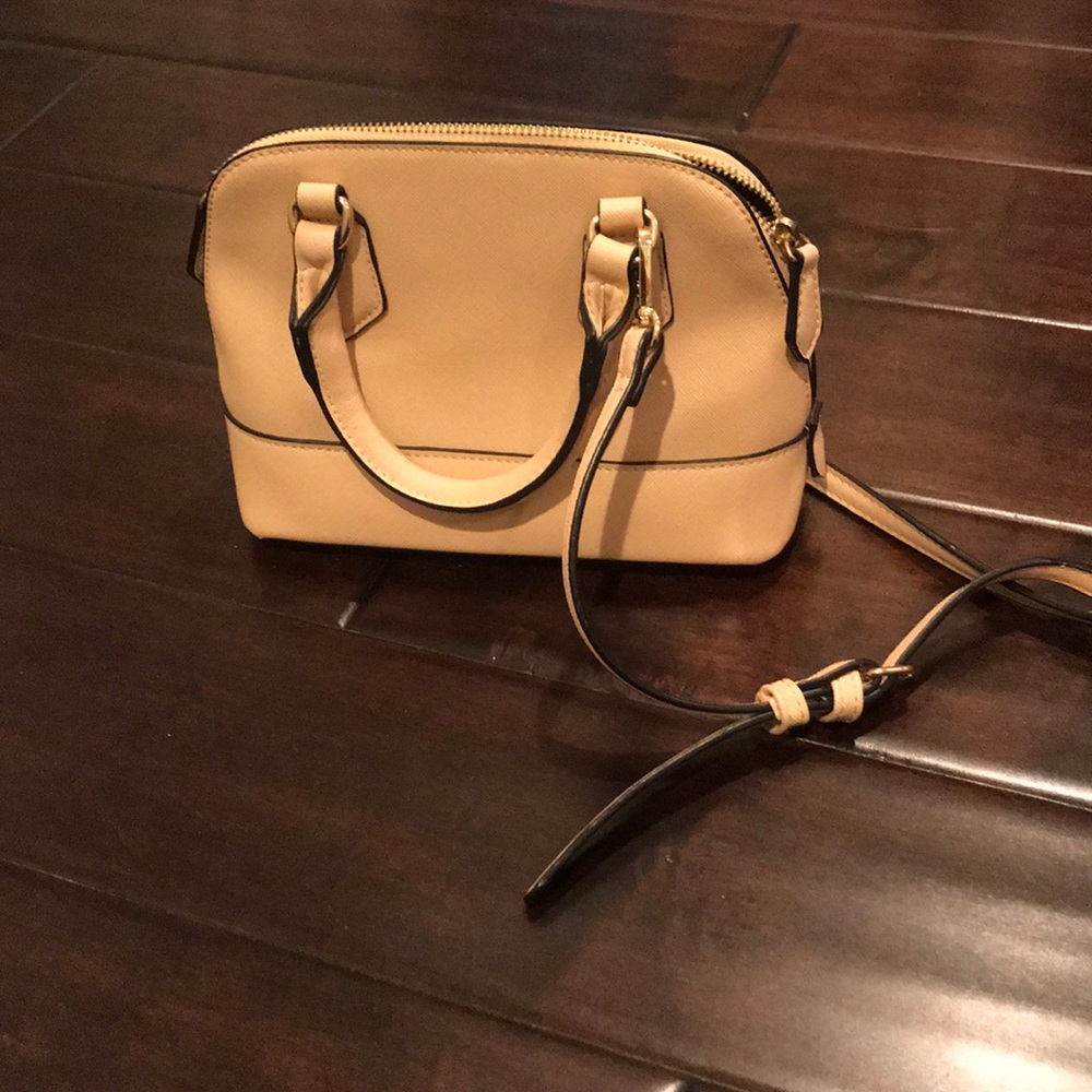 Light pink purse